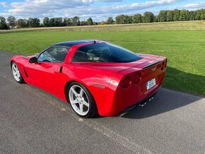 CHEVROLET
CORVETTE C6 - 3