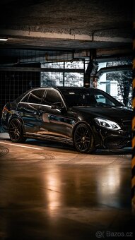 Mercedes-Benz E350d 4MATIC | 63S Paket | ALL BLACK EDITION - 3