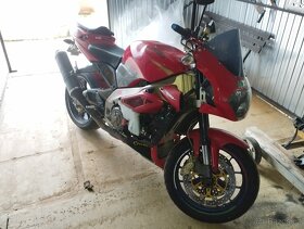 Aprilia Tuono rsv 1000 - náhradní díly - 3