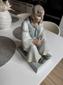 Porcelánová postava Zsolnay Pecs - 3