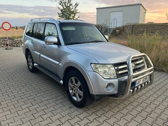 Mitsubishi Pajero 3.2 DI-D manuál, DPH - 3