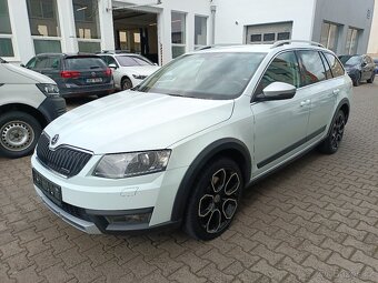 Škoda Octavia 3 Combi Scout 2.0TDI 135kW 4x4 DSG 110tkm - 3