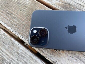 Prodám IPhone 15 - 3