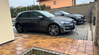 GOLF GTE / hybrid / 2015 / 140tis km / Plná výbava / DPH - 3