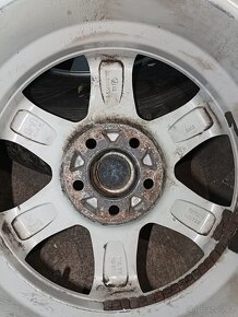 Prodám sadu 5x108 R16 pneu 235/70-16 - 3