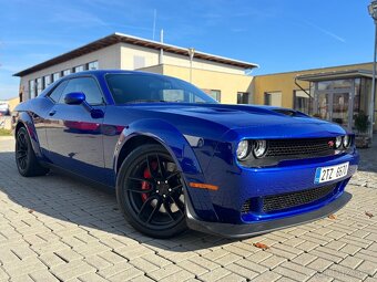 Prodám Dodge Challenger Srt widebody 6.4 v8 Originál Full - 3