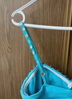 Krásné plesove šaty - 3