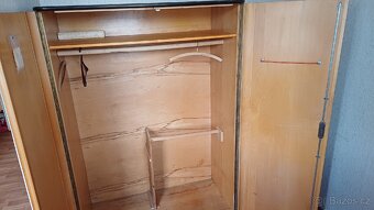 Šatni skříň - masiv - 3