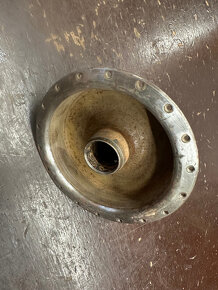 Predám brzdový buben - predný stred kola JAWA 550 - 3
