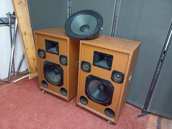 Prodám 2 x hezké aparatury - 3