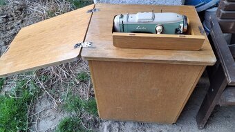 Lada šicí stroj - 3