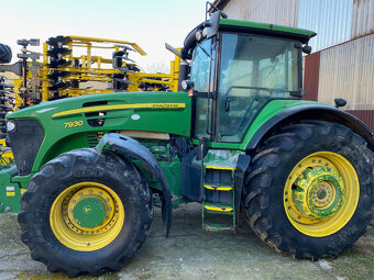 Traktor John Deere 7930 - 3