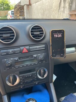 Držák na mobil Audi A3 8P a jiné modely - 3