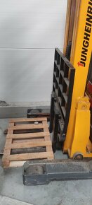 Retrak Jungheinrich ETV 110 - 3