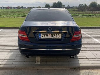 Mercedes Benz C 350 4MATIC V6 Benzín - SEDAN W204 FACELIFT - 3