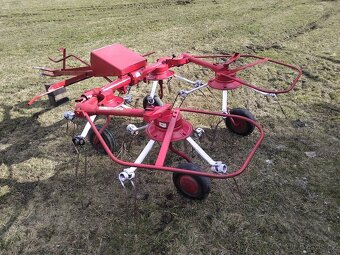 Prodám 4 rotorový obraceč Deutz-Fahr 4,5 M - 3
