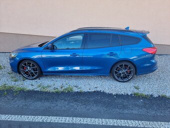 Ford Focus ST - 3