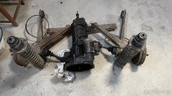 Zadní vlečná náprava Škoda 130-136 převodovka - 3