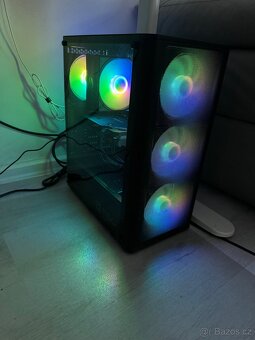 Herní PC set – pc + monitor + klávesnice + sluchátka - 3