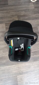 dětská sedačka (vajíčko)britax romer baby - safe 3 i - size - 3