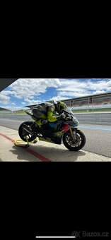 Yamaha R1M - 3