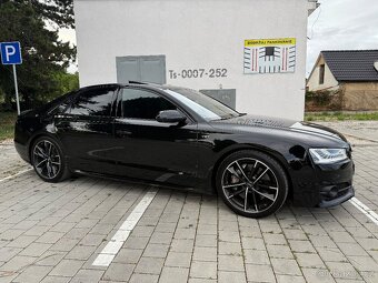 Audi S8 Plus Quattro 4.0 TFSI V8 - 3