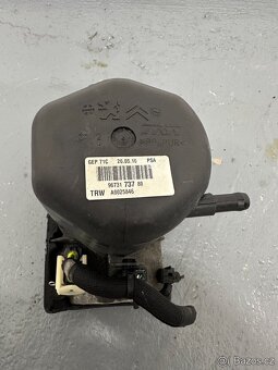 Čerpadlo posilovače řízení TRW 9673173780 Citroen C5 - 3