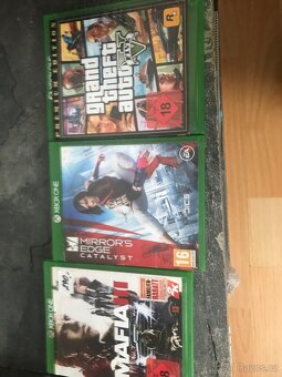 Xbox oné s hrami - 3