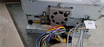 Prodám autorádio Pioneer F9880BT-C - 3