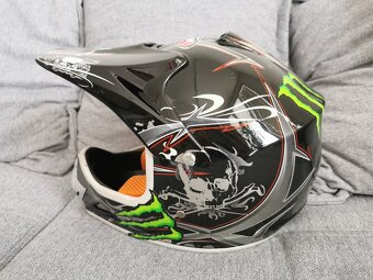 Dětská použitá helma na motorku vel. S - 3