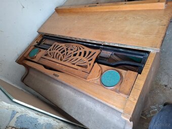 Křídlo, piano Petrof - 3