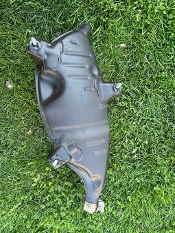 Prodám originální výfuk na Piaggio Vespa GTV / GTS 300 - 3