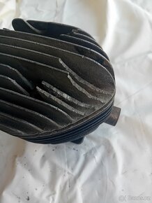 Prodám díly motoru na jawu 175 speciál - 3