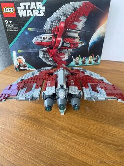LEGO Star Wars Ahsoka Tano's T-6 Jedi Shuttle (75362) - 3