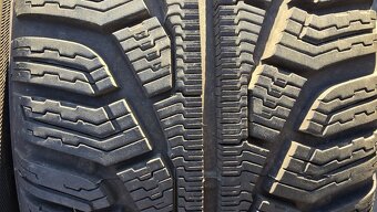 Zimní pneu 225/55/16 Uniroyal - 3