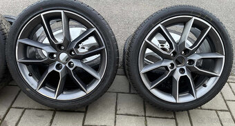 GEMINI Grau skoda Octavia RS 3 5x112  7,5x18 ET 51 VW Seat 2 - 3