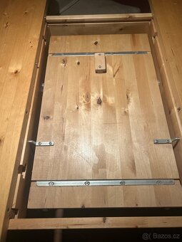 Rozkládací jídelní stůl - 3