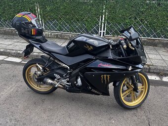 Yamaha YZF-R125 - 3
