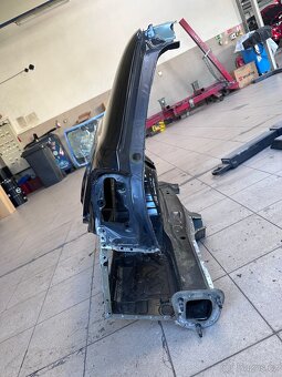 Čtvrtka (levá zadní blatník) BMW E91 - 3