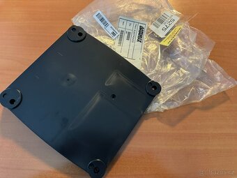 Dno krytu E-4203 - HONEYWELL - 3