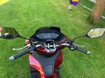 Honda PCX 2022 1 majitel, 3 tis. km, TOP stav - 3