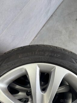 ALU KOLA 5x112 r17 ET49 225/45 - 3