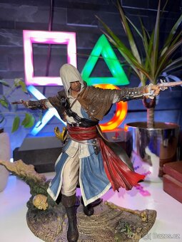 Assasins Creed 4 Black Flag Edward Kenway a Černovous - 3