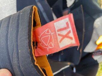 Neopren polosuchý velikost XL Mystic - 3