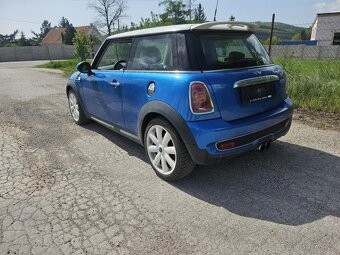 Rozprodám mini Cooper R56 2006 1.6 turbo benzín 128kw - 3