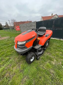 Zahradní traktor Husqvarna CTH 150 motor Kawasaki - 3