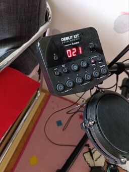 Elektronické bicí Alesis debut Kit - 3