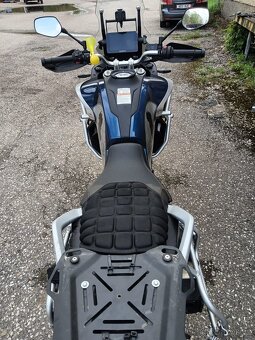 CF Moto MT 800 - 3