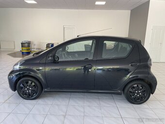 Toyota Aygo 1.0 VVTi COOL 2010 - 3