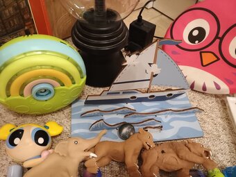 Mix hraček hračky - 3